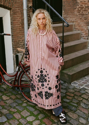 Rikke kjole Pink Stripes Sissel Edelbo 